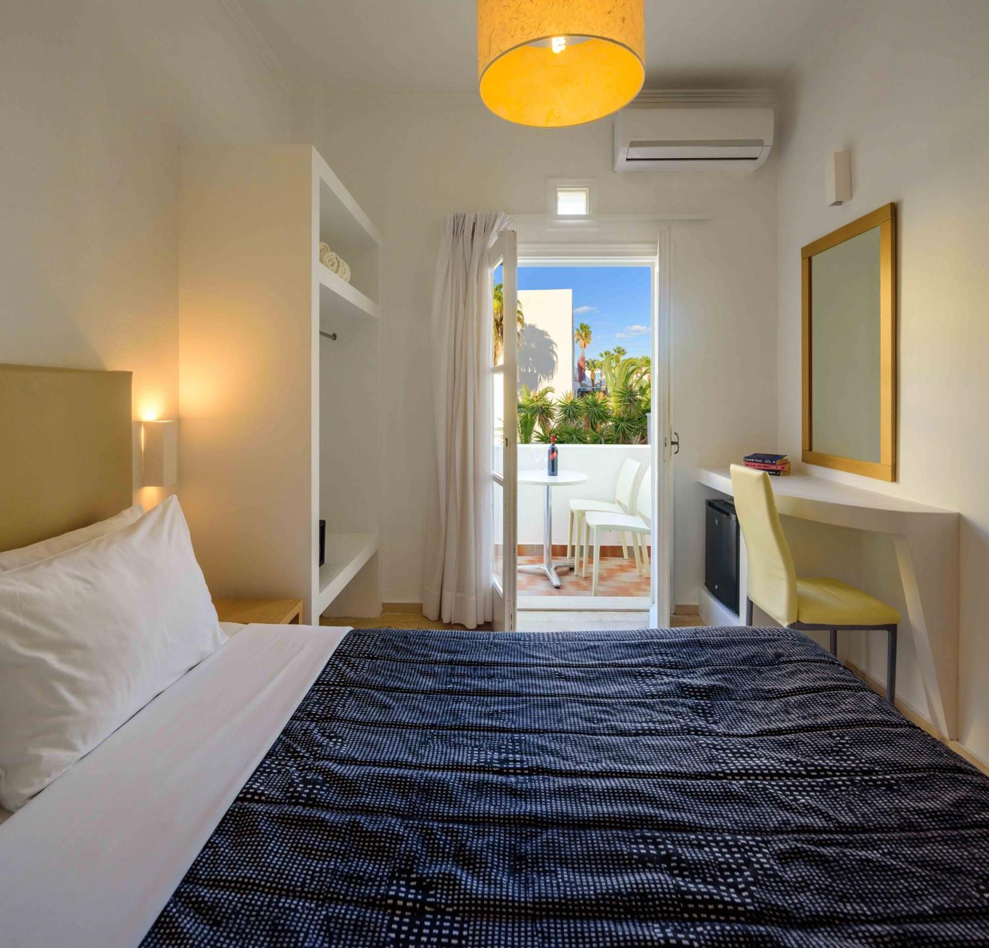 Afroditi Venus Hotel 4*